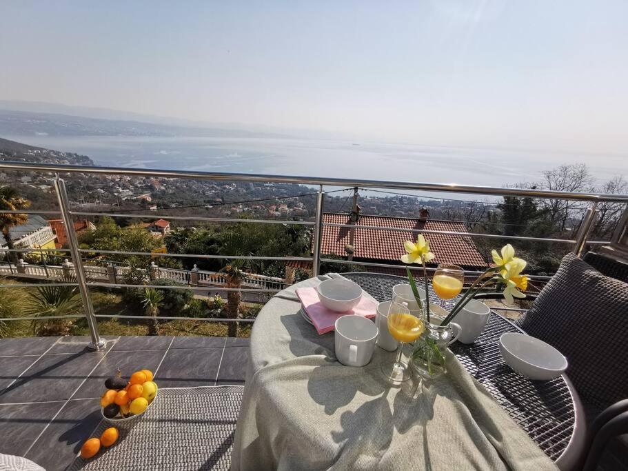 Ferienwohnung Mit 180° Meerblick Dobrec Екстер'єр фото