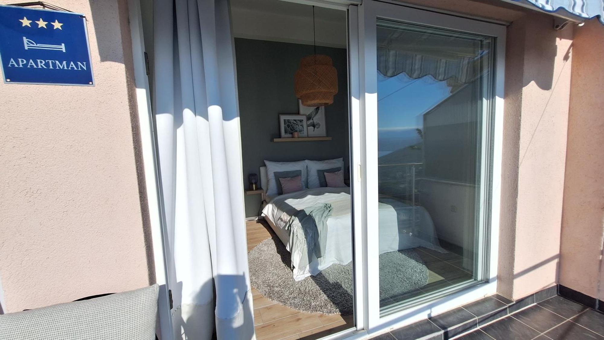 Ferienwohnung Mit 180° Meerblick Dobrec Екстер'єр фото